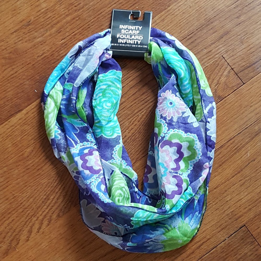 NWT Foulard Infinity Scarf